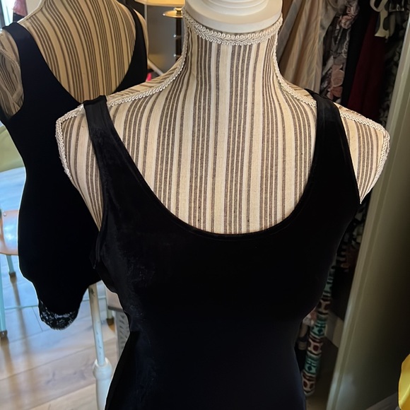 🔥1 hour sale. Victoria’s Secret, black shorts romper, lace on bottom - Picture 10 of 14